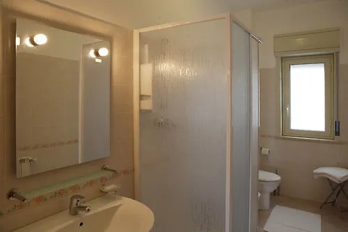 *** Affittacamere B&B Orchidea Milazzo Italia